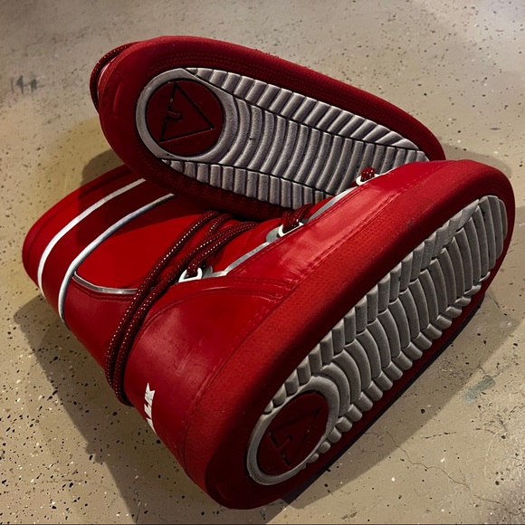 Vintage Airwalk Moonboots - Picture 2 of 6